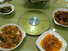 -绿岛酒楼(小海地店)