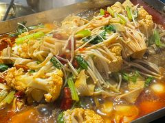 -淮城老友海鲜大咖龙虾烤吧(淮安店)