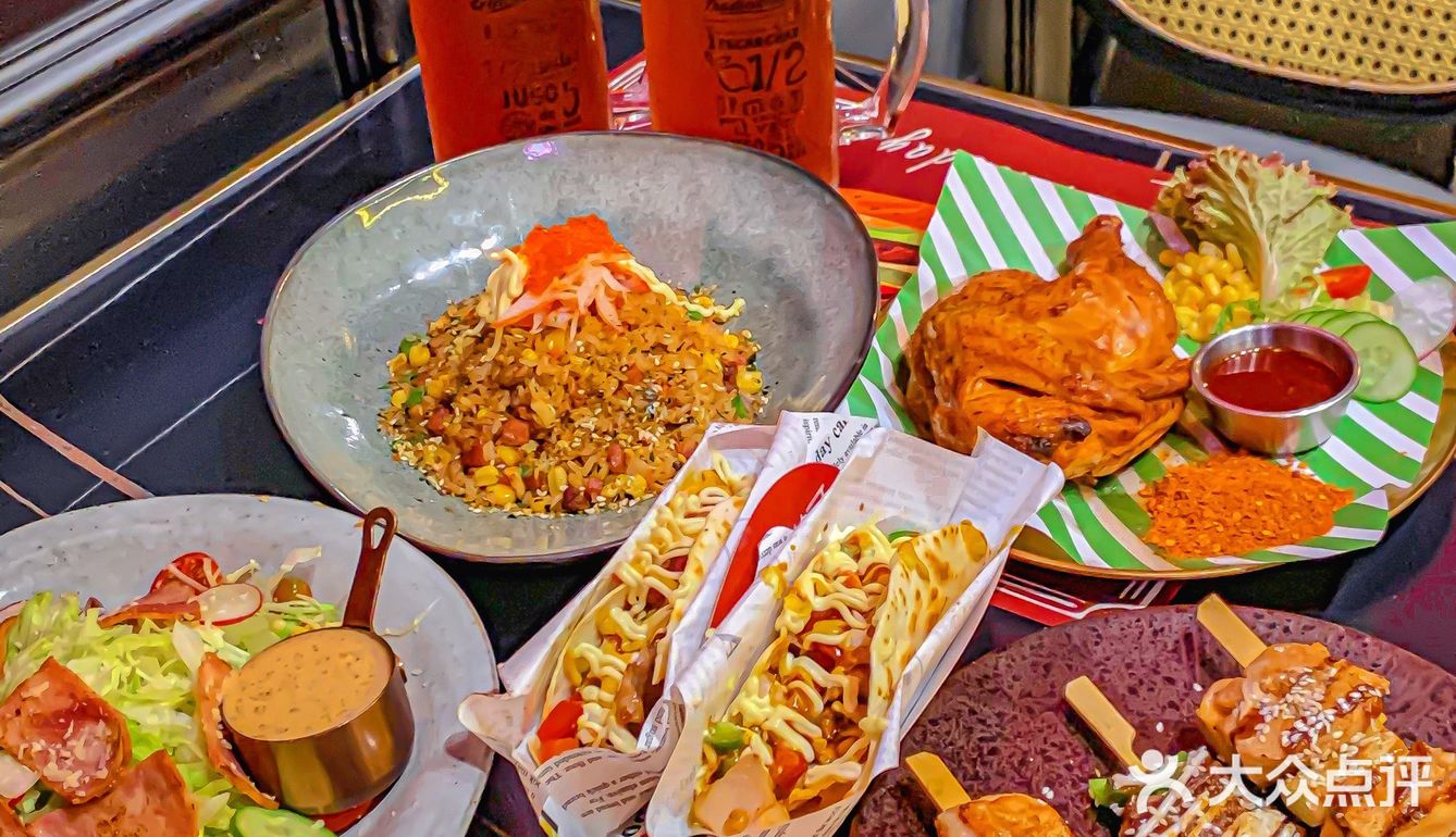 晋江首家百老汇美式复古餐厅🎬Taco太好吃了 