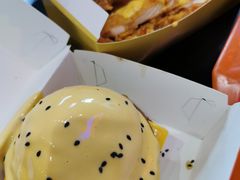 芝士熔岩牛肉汉堡-前进5路汉堡炸鸡(汉街skp店)