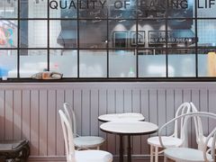-罗森尼娜(德思勤店)