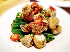-老东镇啤酒屋海鲜加工·蒸汽海鲜·海鲜烧烤(台东店)