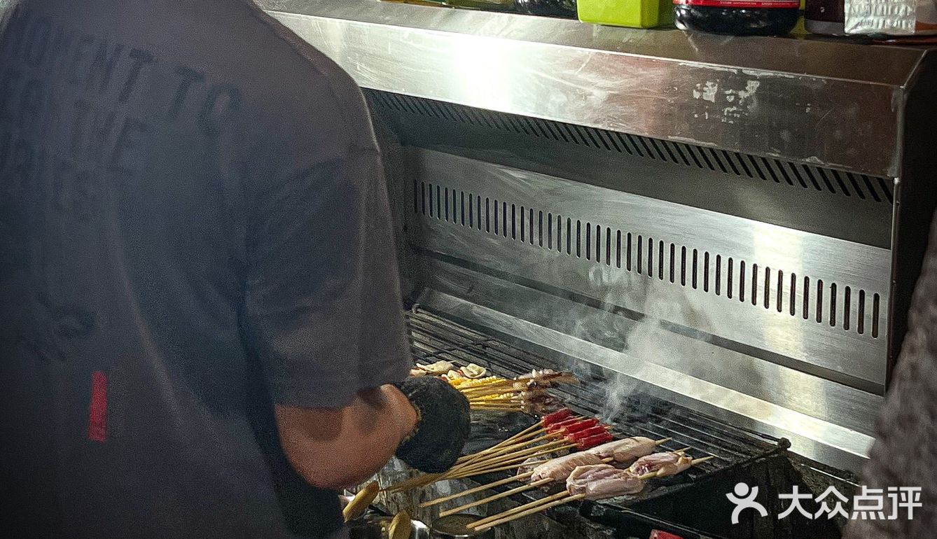 真·破店❗️福州这家街边烧烤真的巨巨巨巨便宜！！