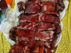 -大石鼓山庄·珠海第一烧猪