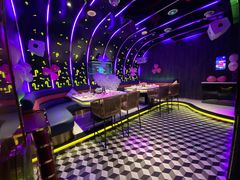 -七十二变量贩KTV(绿地东海岸时代广场店)