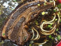 -小龙大肉面馆