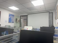 -新航道雅思托福·留学·考研培训(人民广场校区)