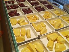 -涨巢·潮玩水疗局