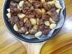 -老东镇啤酒屋海鲜加工·蒸汽海鲜·海鲜烧烤(台东店)