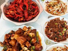 -丹水桥地锅鱼·翘嘴鲌·地方特色全鱼宴(丹江口大坝店)