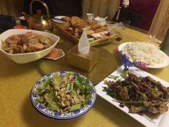 -龙香居海鲜浑锅家常菜·特色驴肉