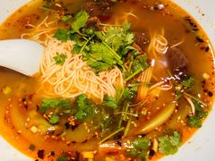 -哇蛙牛功夫面渝都料理(龙阳广场店)