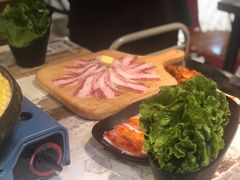 -三国惹火烤肉·中日韩烤肉集合店(百草路店)