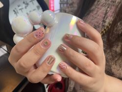 -芊屿芊浔美甲