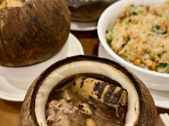 黑豆家鸡炖原只椰子汤-大唐靓汤江门私房菜(景田店)