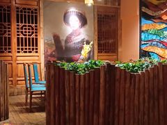 -老滇山寨•云南特色菜•地方菜•民族风情歌舞表演(金碧店)