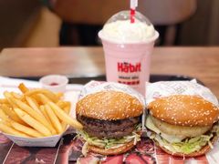 -The Habit Burger Grill 哈比特汉堡(世博店)