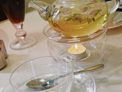 -La-Serene Café