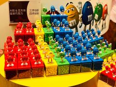 -m豆巧克力世界(上海世茂广场店)