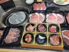 -匠牛亭·锅物烧肉放题自助(昆百大·泰业城店)