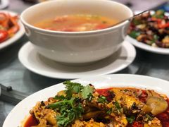 -YI PIN JU 一品居中餐厅 中国超市