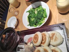 -龚兴城鱼羊吉·家传湖北菜(苗栗路总店)