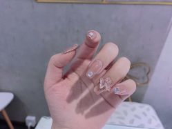 -丫丫NAIL日式自助美甲美睫沙龙