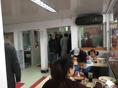 -张阿三馄饨店