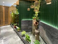 景观位-罗浮宫酒店