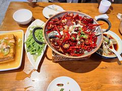 -隔壁老王·家常云南菜(花巷店)