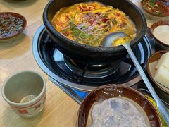 -钱摊摊安顺夺夺粉火锅(宏大广场店)