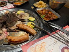 -炽城·烤肉名家(鸿达中央广场店)