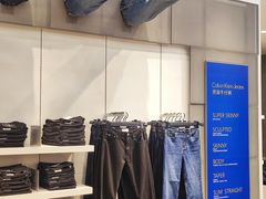 -王府井奥莱临潼小镇(临潼店)