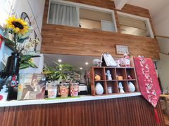 -C.Y Cafe