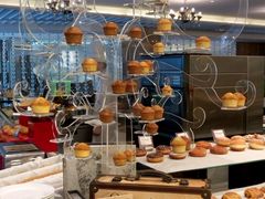 -圣丰索菲特·2 On 988 Café 自助餐厅