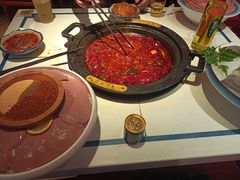 -爱你您·自家鱼塘·活水喷泉鱼火锅(八里店)