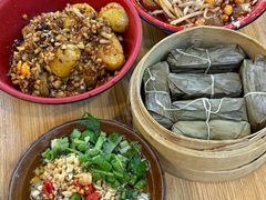 -拐枣巷小串串(财大店)