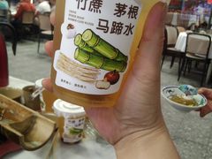 -刘姐啤酒鱼民族演艺餐厅(西街总店)