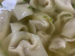 小馄饨-周震馄饨