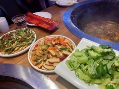 -营信刘罗锅铁锅炖(建华店)