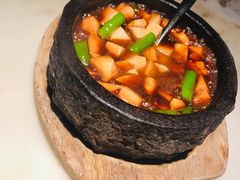 石锅沃豆腐-桂满陇-十里风荷(合生汇店)