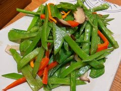 五彩花菇荷兰豆-云海肴·汽锅鸡·云南代表菜(东坝金隅店)
