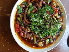 -杨三娘跷脚牛肉(羊子山西路店)