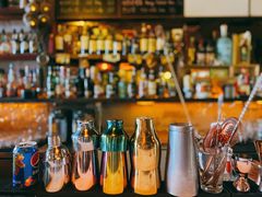 -城墙外BAR