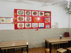 用餐区-老字号杨坡红油米线腊汁肉夹馍(东四道巷店)