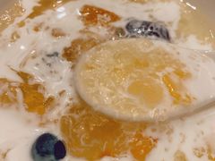 缤纷雪燕浸桃胶-揽季锅物会.福建黄鱼.海鲜姿造(五四路店)