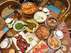 -老滇山寨•云南特色菜•地方菜•民族风情歌舞表演(金碧店)