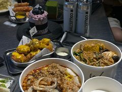 -W COLLECTIVE  DESSERT SHOP