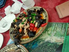 -乡土特色.冷锅鱼.牦牛肉汤锅