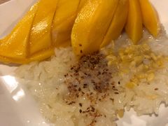 -Pier 21 (Terminal 21 Asok)